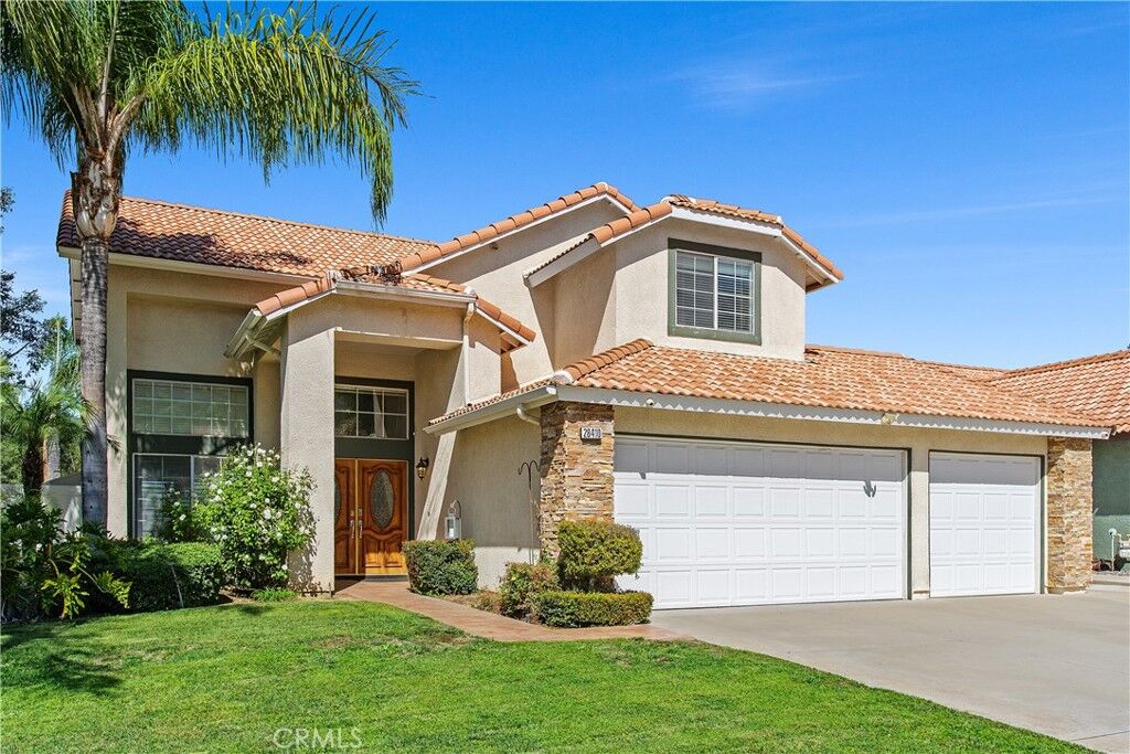 Property Photo: 28410 Forest Oaks Way CA 92555