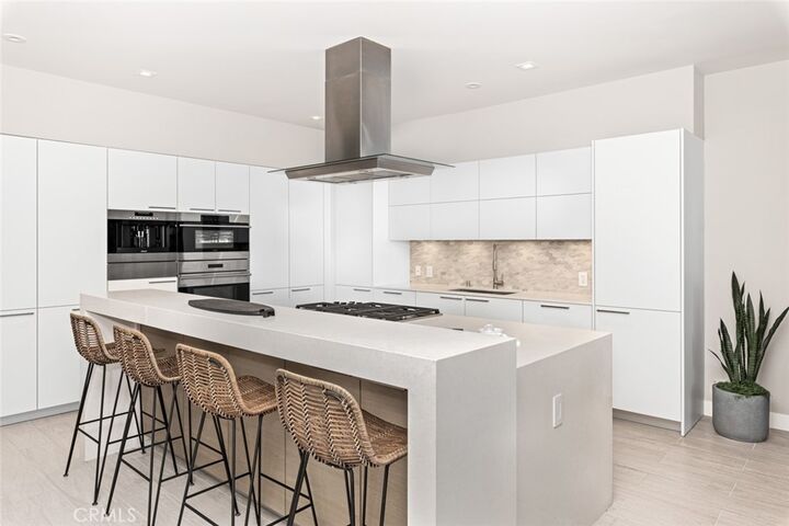 Property Photo: 2280 Newport Boulevard 203 CA 92663