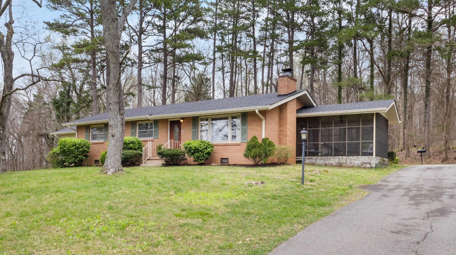 Property Photo:  3391 Old Highway 48  TN 37040 
