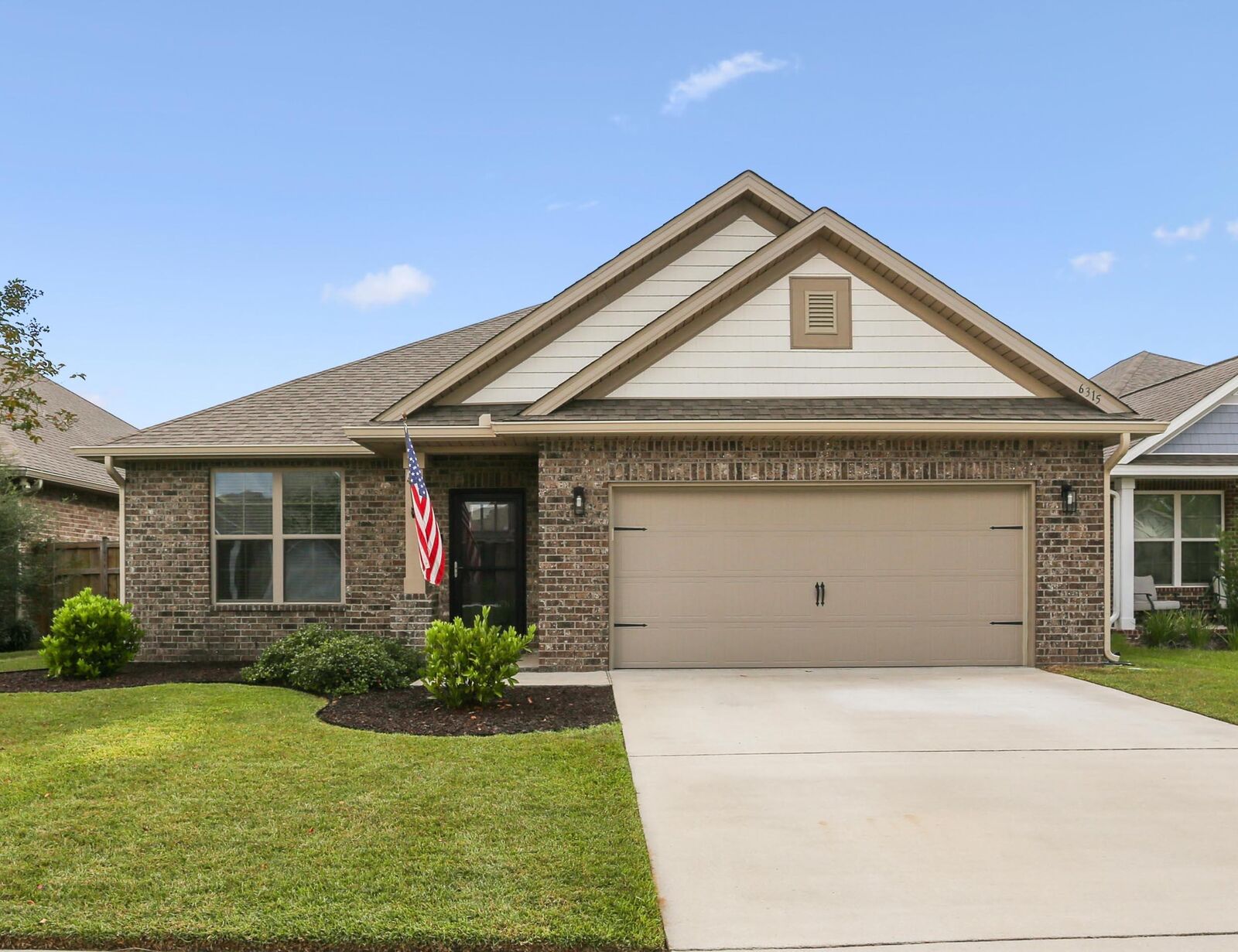 Property Photo:  6315 Ruskin Court  FL 32563 