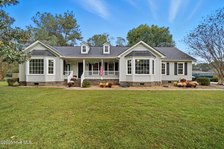 114 Hunters Trail W  Elizabeth City NC 27909 photo
