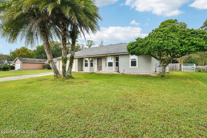 Property Photo:  592 Charles Pinckney Street  FL 32073 