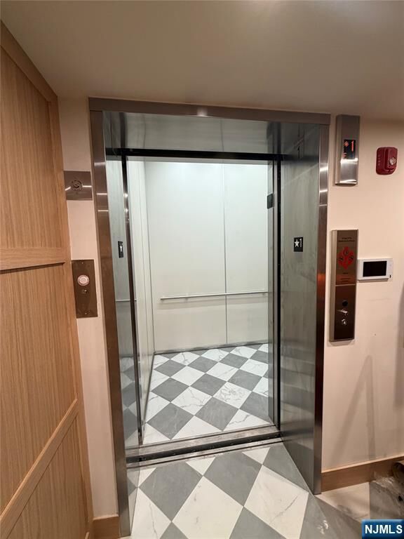 Property Photo:  225 Park Avenue 2  NJ 07030 
