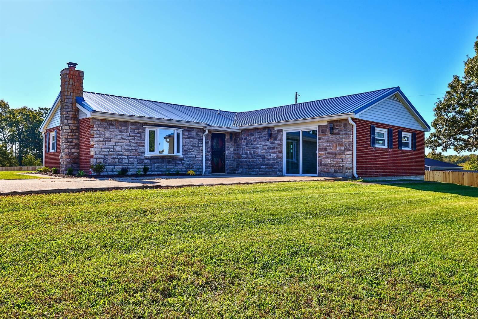 Property Photo: 313 Stephens Drive KY 41040