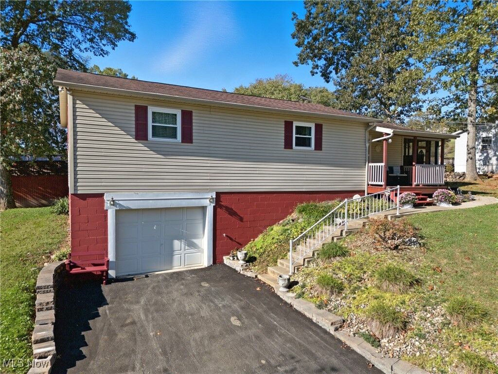 Property Photo: 1788 Ashby Ridge Road WV 26104
