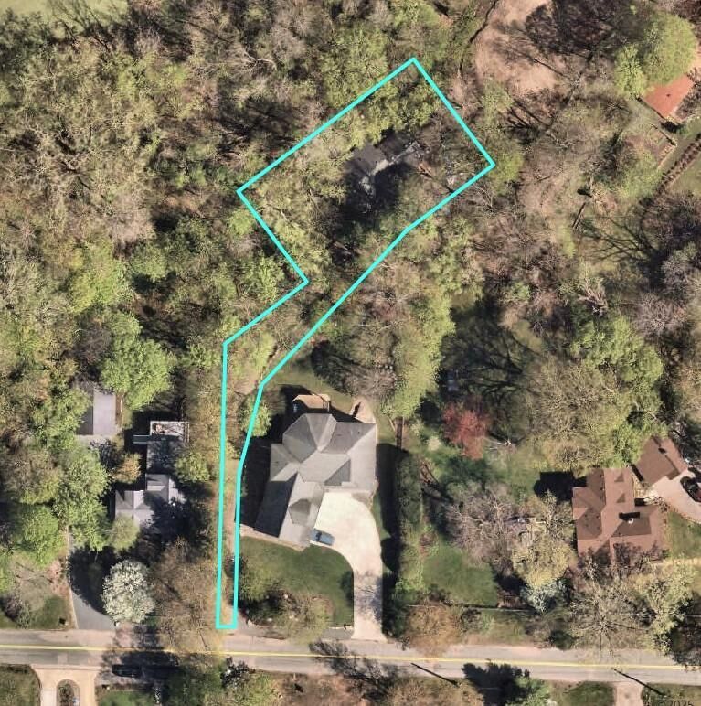 Property Photo: 20450 Linwood Rd MN 55331