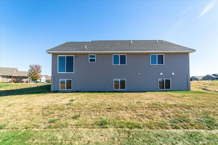 Property Photo: 922 Prestwick Drive MN 56011