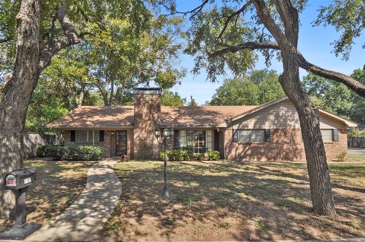1107 Stanwood Avenue  Cleburne TX 76033 photo