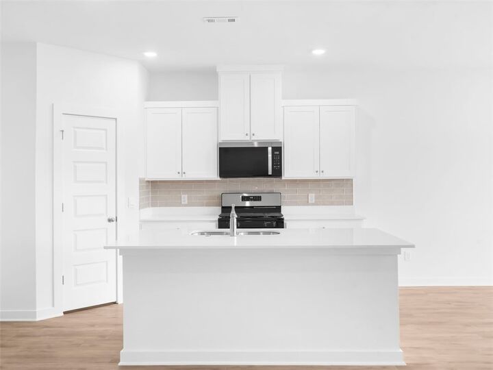 Property Photo:  4635 W Barhem Drive  AR 72704 