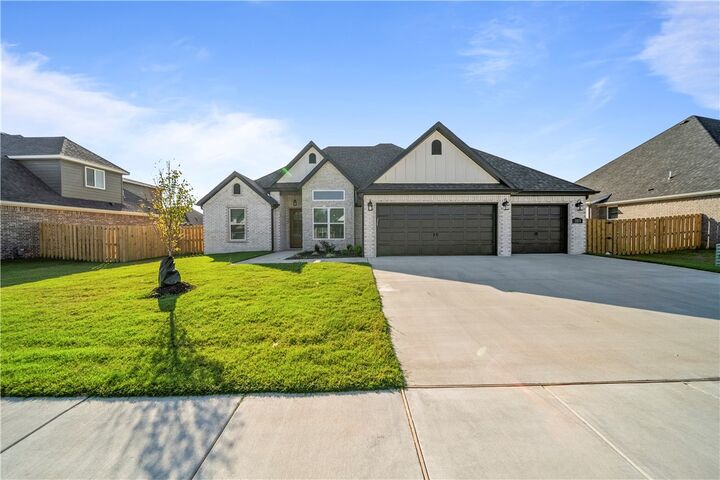 Property Photo: 2213 Bergman Road AR 72751