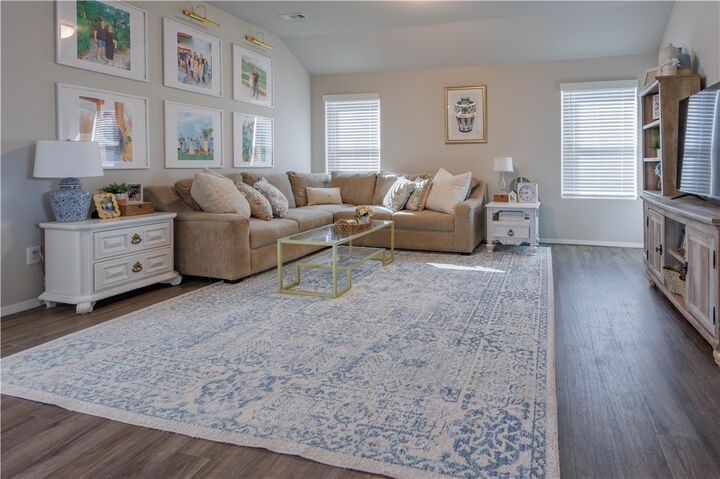 Property Photo: 2210 E Fennec Street AR 72761