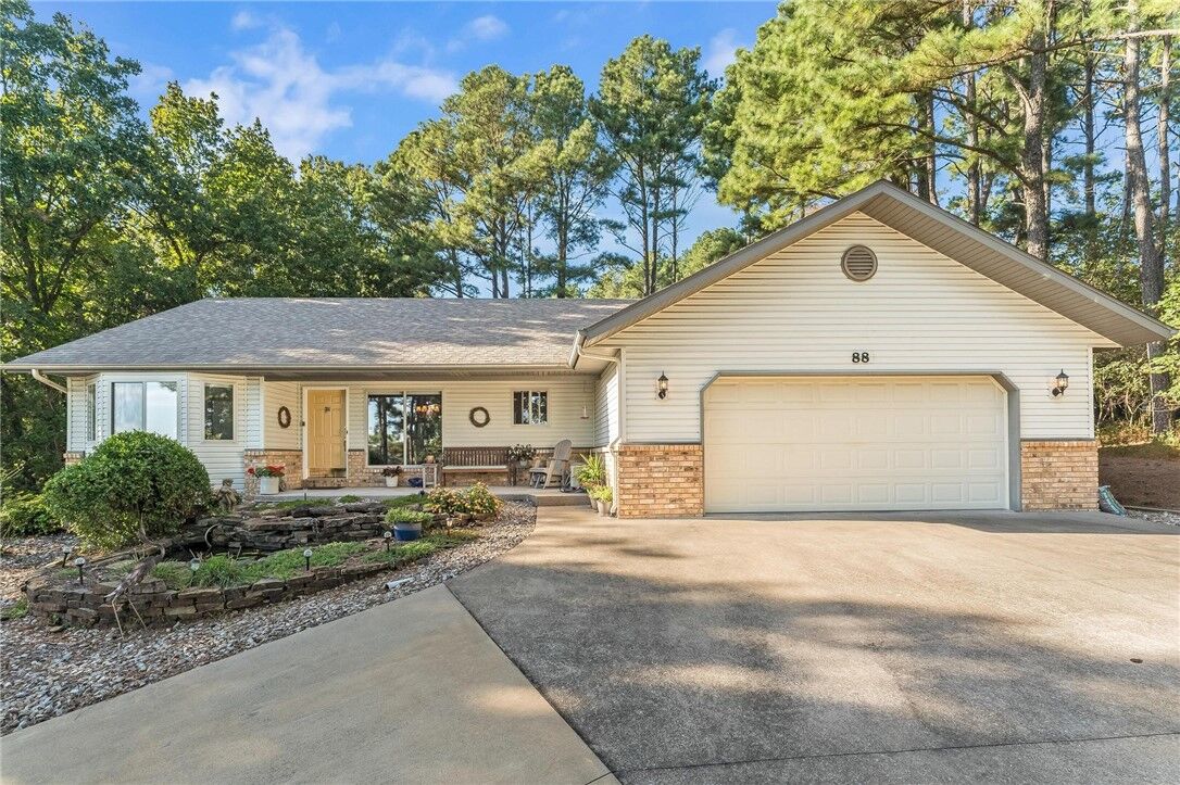 Property Photo: 88 Forfar Drive AR 72715