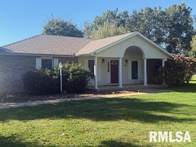 Property Photo:  601 N 33rd Street  IL 62948