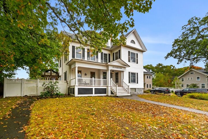 Property Photo:  154 Parkview Ave  MA 01852 