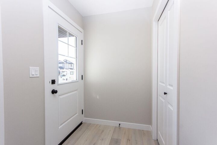Property Photo:  74 Turnbull Close  AB T4P 3H6 