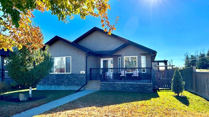 1957 High Country Drive NW  High River AB T1V 0A5 photo