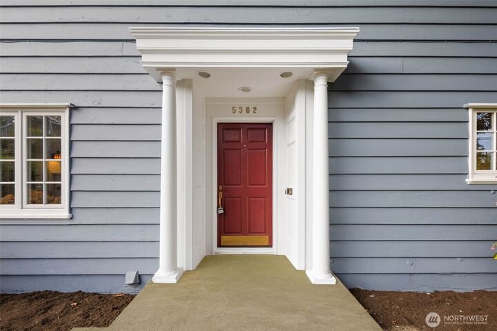 Property Photo: 5302 S Alaska Street WA 98118