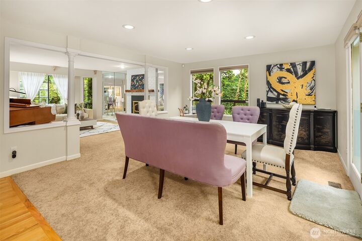 Property Photo:  313  219th Avenue NE  WA 98074 