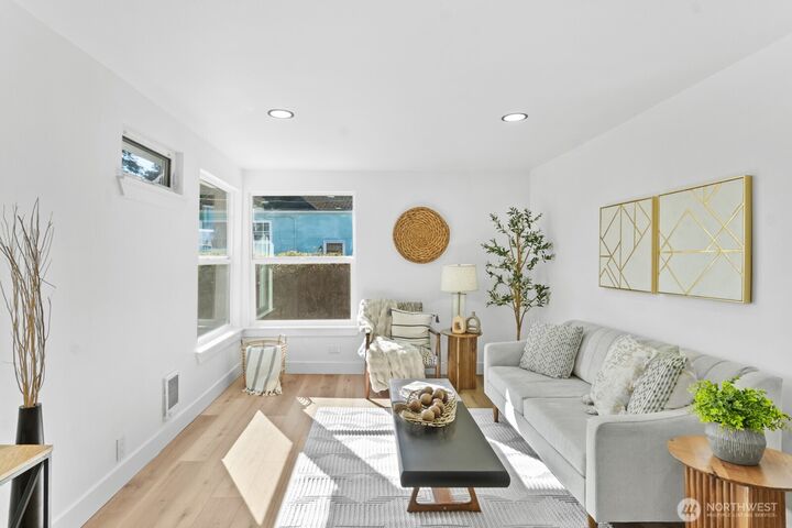 Property Photo:  2928  38th Avenue NE  WA 98422 