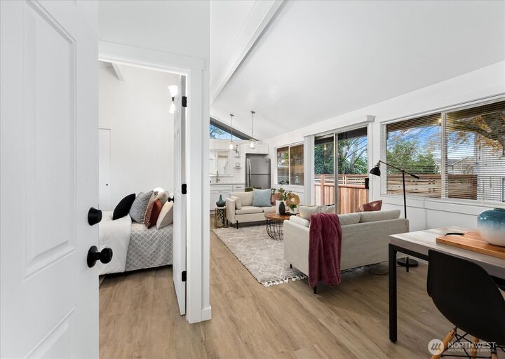 Property Photo: 10439 17th Avenue SW WA 98146