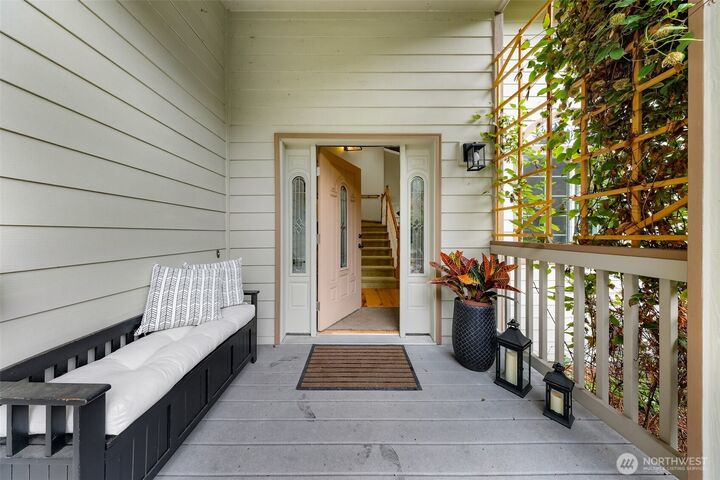 Property Photo:  70  Windward Drive  WA 98229 