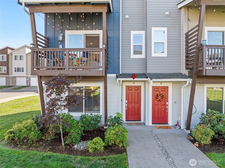 Property Photo:  17425  118th Avenue Ct E G  WA 98374 