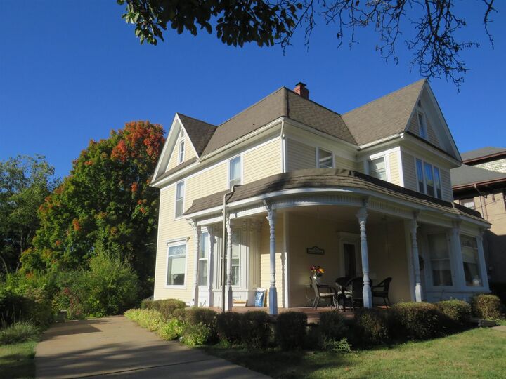 Property Photo:  515 Park Avenue  IL 61036 