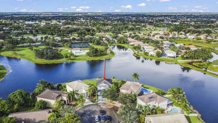 Property Photo:  375 SW 205th Avenue  FL 33029 