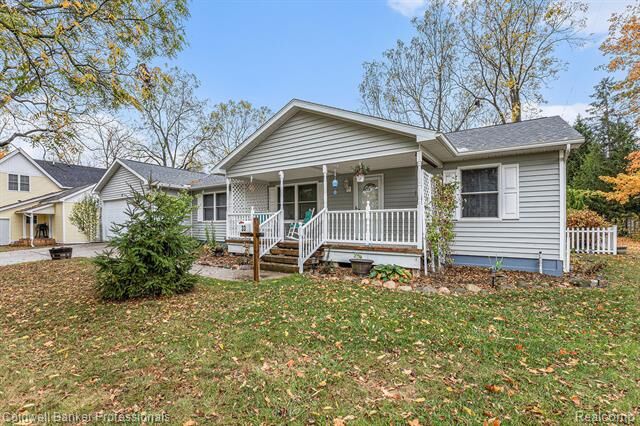 33 Union Street  Lapeer MI 48446 photo