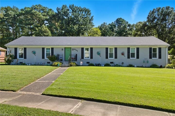 Property Photo: 627 Luray Ter VA 23322