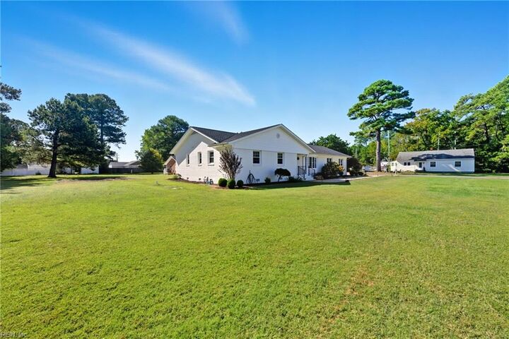 Property Photo: 1028 Timberneck Rd VA 23043
