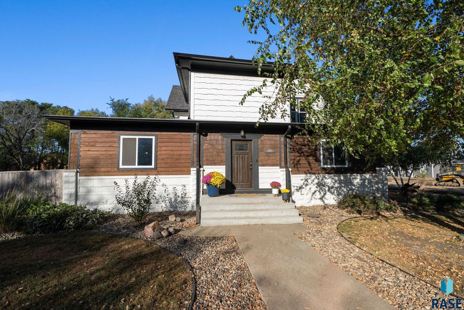 Property Photo: 297 N Cedar Ave SD 57053-2273
