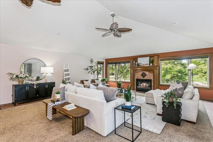 Property Photo: 417 N Jaax St KS 67235