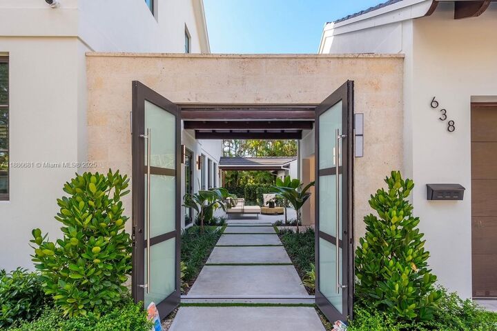 Property Photo: 638 Escobar Ave FL 33134