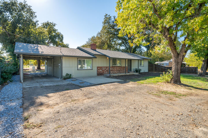 Property Photo: 6100 Pinewood Avenue CA 96001