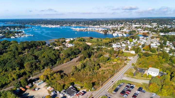 Property Photo:  16 Stonington Road  CT 06379 