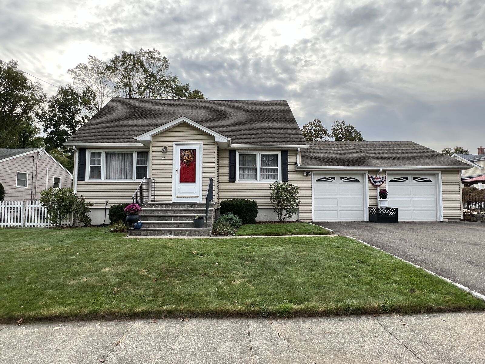 Property Photo: 36 Tina Circle CT 06606