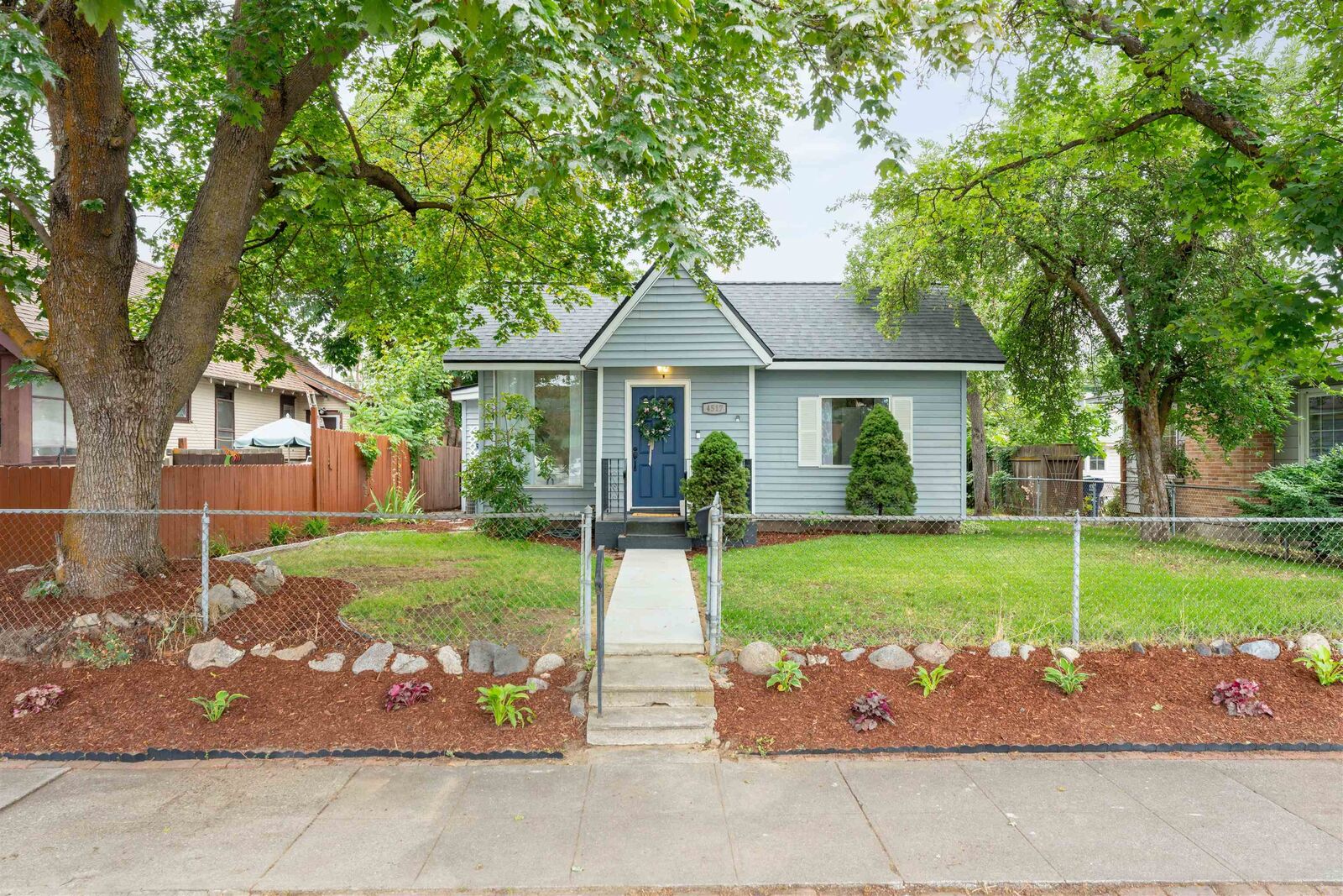Property Photo: 4517 N Madison St WA 99205