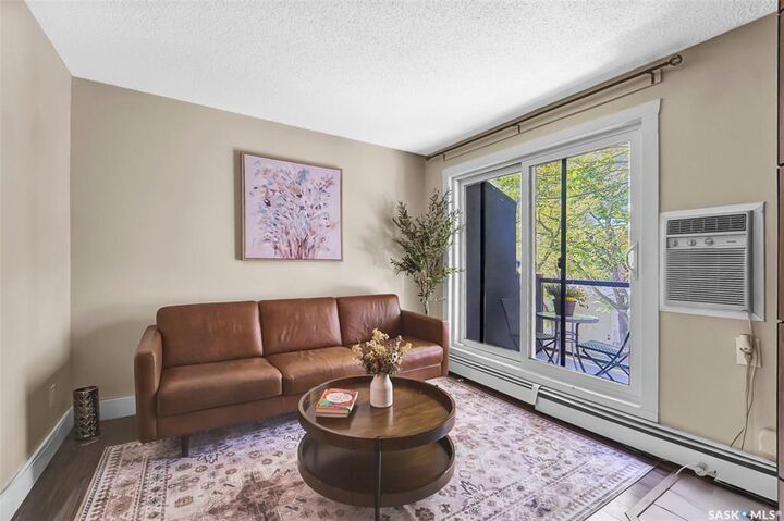 Property Photo: 512 4th Avenue N 401 SK S7K 2M3