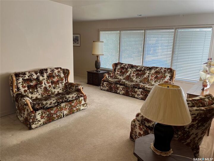 Property Photo: 2636 Edward Street SK S4S 0M8