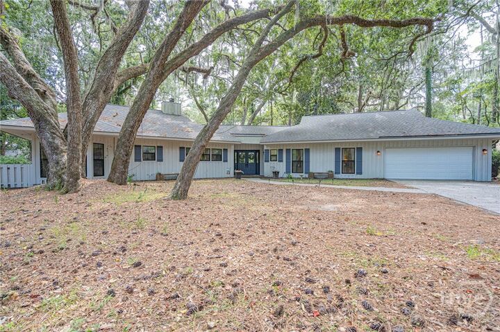 Property Photo:  4 Tomochichi Lane  GA 31411 