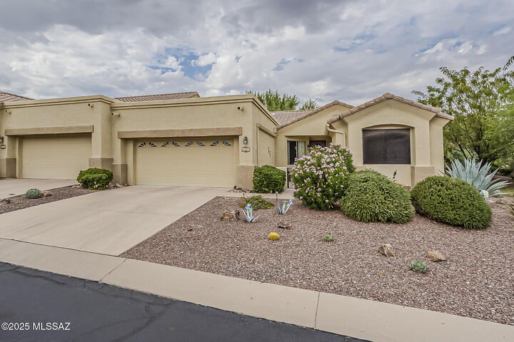 Property Photo: 490 W Moorwood Street AZ 85614