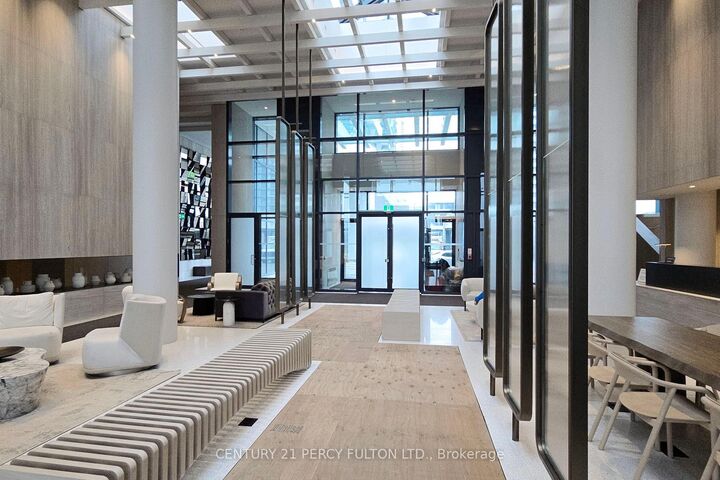 Photo de la propriété:  225 Commerce Street 2108  ON L4K 0P9 