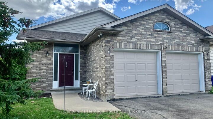 Property Photo: 125 Gretel Place ON L3C 7H5