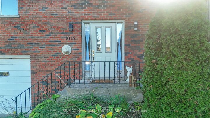 Property Photo:  1013 Nicholl'S Boulevard  ON K0L 1H0 