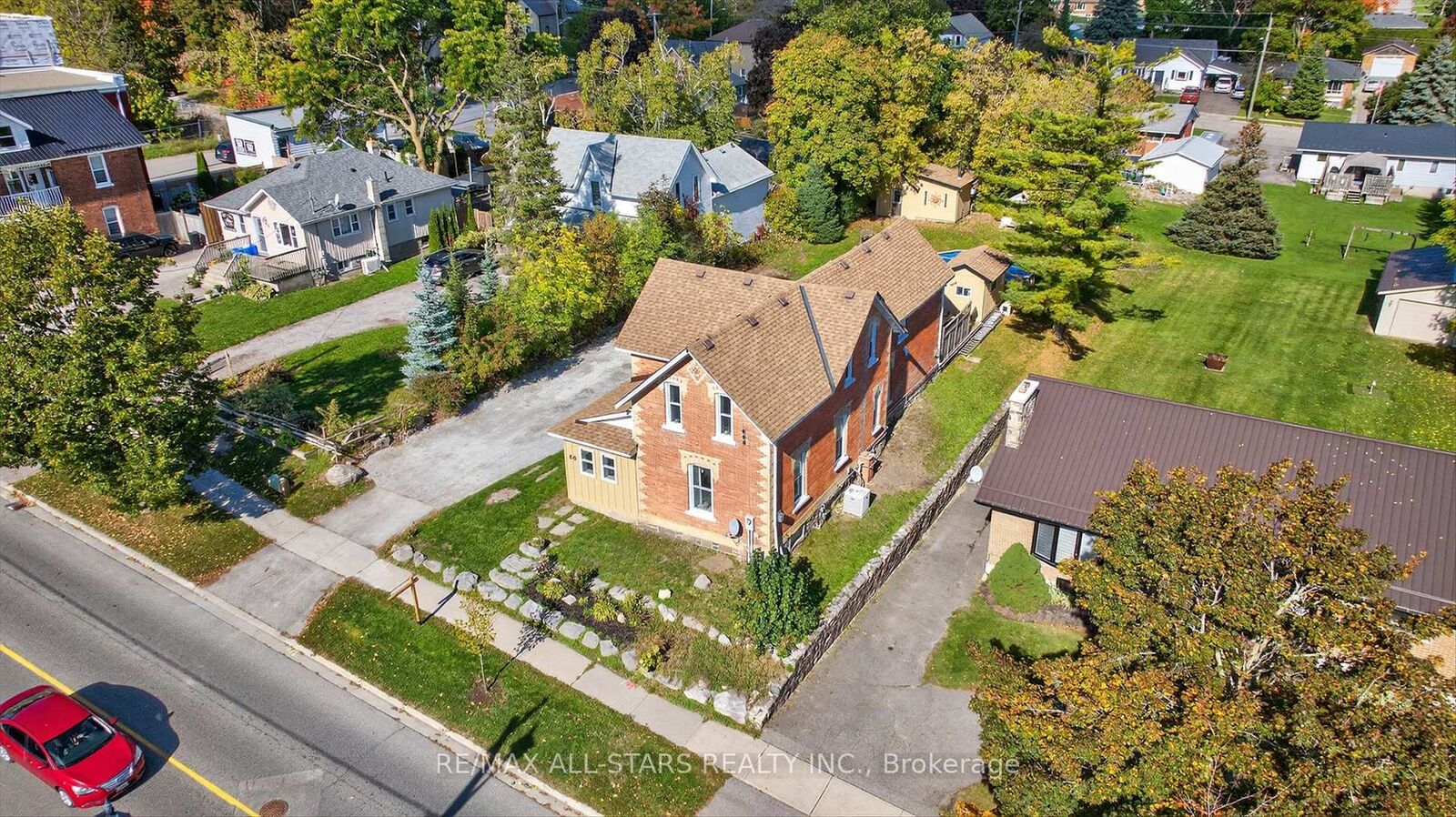 Property Photo: 60 River Street ON L0C 1H0