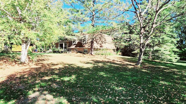 Property Photo: 205 Elmwood Boulevard ON K0H 1G0