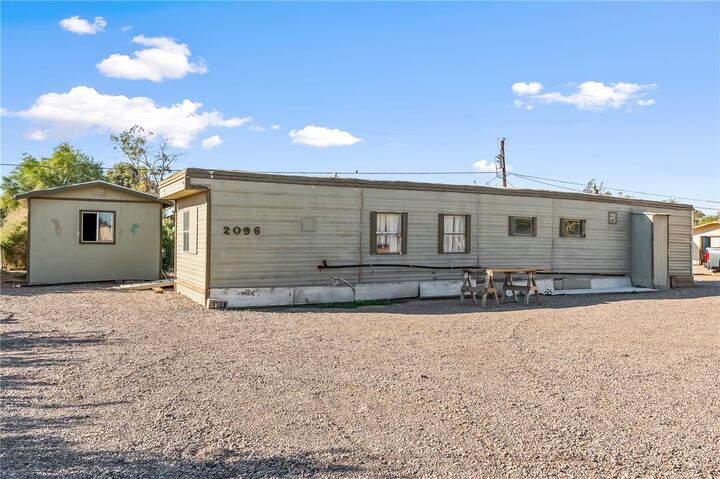 Property Photo: 2096 E Hackamore Drive AZ 86440