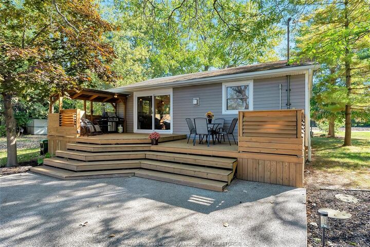 255 Edward Road  Lakeshore ON N0R 1S0 photo