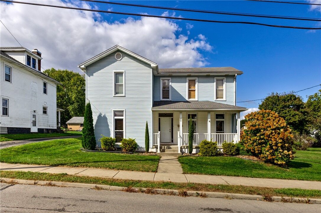 Property Photo:  305 N Vine St  PA 16101 